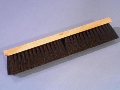 Balai-brosse en tampico naturel 18''
